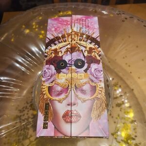 Pat McGrath Mothership XI Sunlit Seduction Eyeshadow Palette